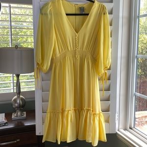 Taylor yellow dress size 6